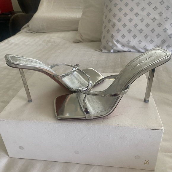 ✨ NEW! Authentic! Amina Muaddi Silver Strappy Heels – Size 38.5 ✨ Mules - Picture 5 of 15
